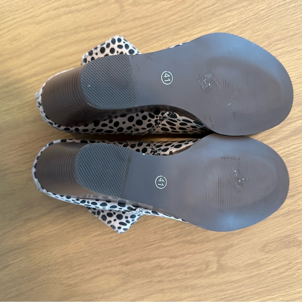 Cheetah Print Wedge Zipper Bootie - Picture 3 of 3